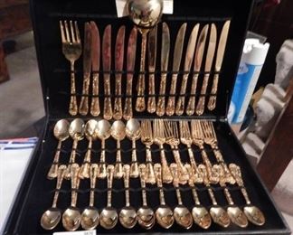 Plated Flatware set