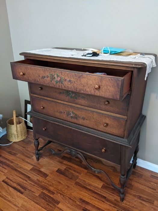 Berkey and Gay dresser 