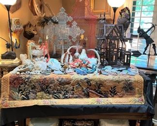 Have you ever seen a piano look so fun?  