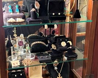 Great fine jewelry!  Emeralds, diamonds, rubies, opals & pearls