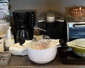 Crockpot, Cuisinart Frozen Yogurt/Ice Cream/Sorbet