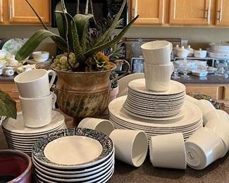 Centura by Corning 48 pcs