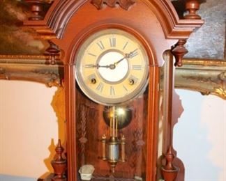 Antique Victorian Walnut Mantle Clock, Clocks