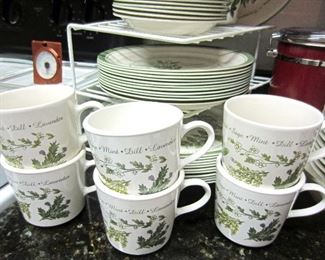Vintage Corelle by Corning mug/cup detail