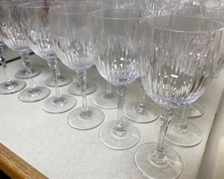Large quantity wine glasses water glasses