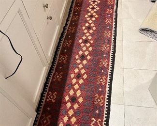 $190. Vintage Kilim rug.  1’ 9” x 6’