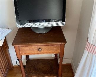 Another view of the table and TV.