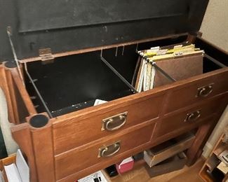 Interior of the pice in previous photo