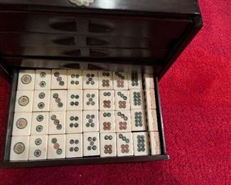 A photo of the tiles in this box