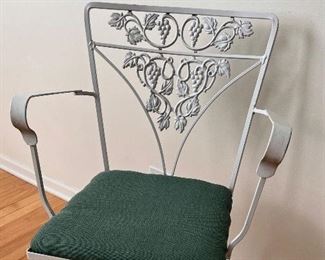 Vtg. Wrought iron table w/glass top and 6 chairs - 2 w/arms and 4 side chairs