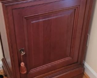 Grange side table/cabinet