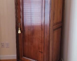 Grange storage cabinet