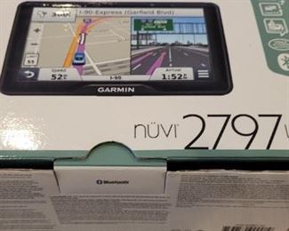 Garmin 2797 w/Bluetooth with original box