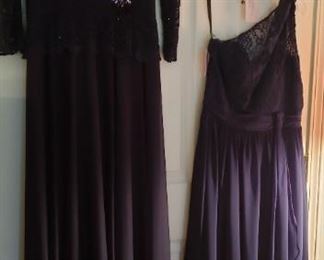 Mother of the Bride, size 6/8, formal dresser in navy blue