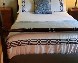 Four poster mahogany full size bed, Olive Green bench at foot of bed, comforter set