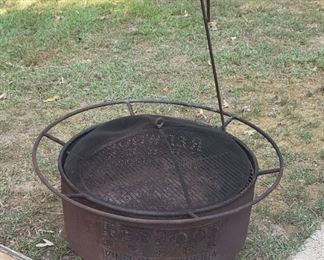 Metal fire pit