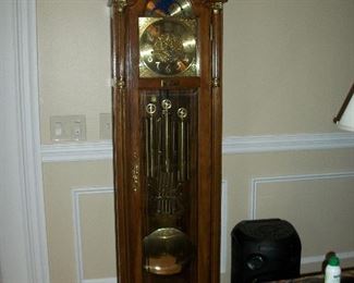 ***BIN*** Pearl Moon Phase Grandmother Clock