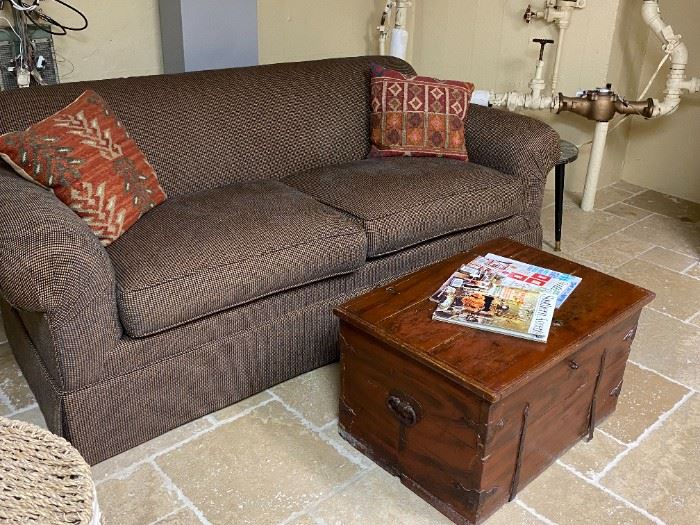 HighEnd Estate Sale starts on 9/30/2022