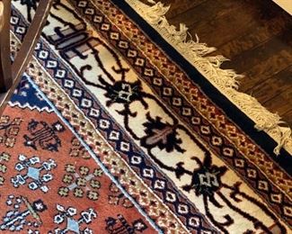Oriental Rug - $650 (9.5' x 12.5')

