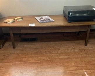 Stanley furniture MCM mid-century coffee table