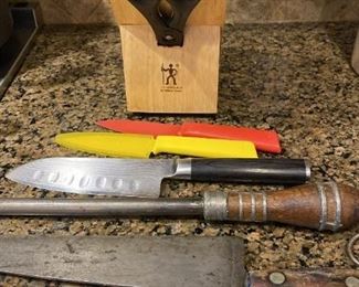 013M JA Henckels Knives International
