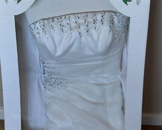 325 Wedding Dress