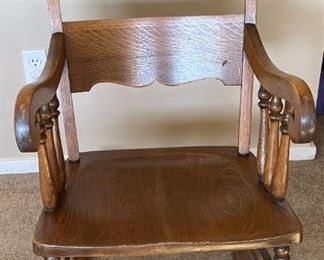 341 Oak Rocking Chair