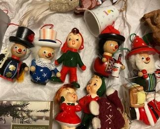 2006G Christmas Decorations and MoreLot