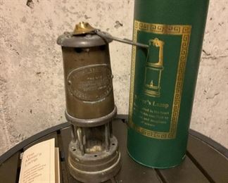 2012G The Miners Lamp