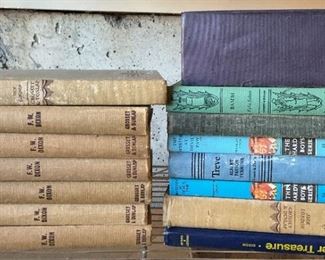 2017G Vintage Books