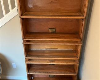 2068M The GlobeWernicke Antique Barrister Bookcase