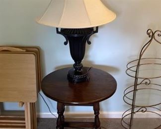Vintage side table with lamp