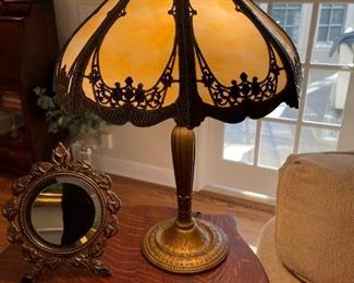 Antique MILLER LAMP CO (242) Slag Glass Table Lamp
