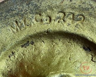 Antique MILLER LAMP CO (242) Slag Glass Table Lamp