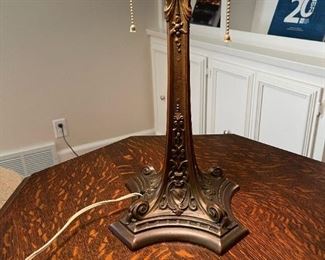 WILKINSON CO Antique Slag Glass Table Lamp