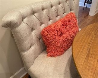 PIER 1 Tufted Bench / Seat