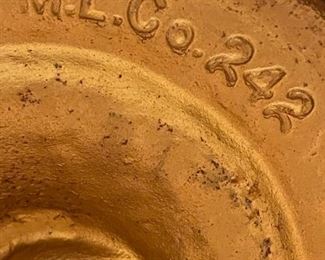 Antique MILLER LAMP CO (242) Slag Glass Table Lamp