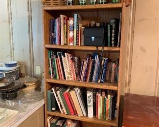 cookbooks and books, 7 Up Nashville Tennessee bottles