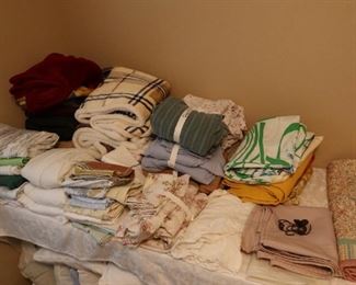 Sheets - Blankets