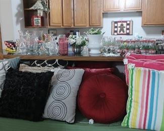 Lots of nice Pillows