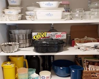 Vintage cookware