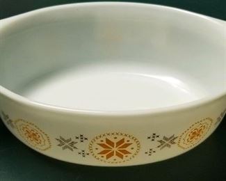 Pyrex Town and Country Bowl