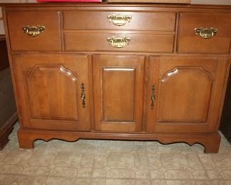ETHAN ALLEN BUFFET