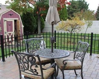 METAL PATIO SET