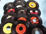 Lots of 45s-- Cash, Cramer, Rick Nelson, Brenda Lee, Presley, Fats Domino, Ray Charles, etc.....