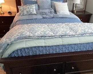 Queen size bed & Pr. bedside tables