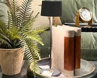 Rita O'Brien Interiors suite 111 - Sample Sale