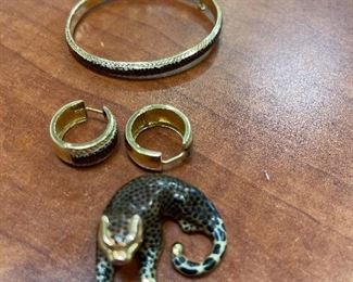 The only Gold at the sale - only 4 pieces $600 ask to see