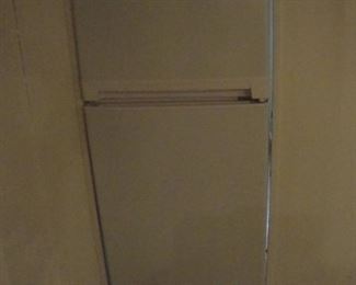 Haier refrigerator,  HA10TG31JW