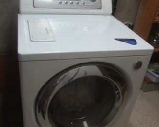 LG front loading washing machine, mod. WM0642HW